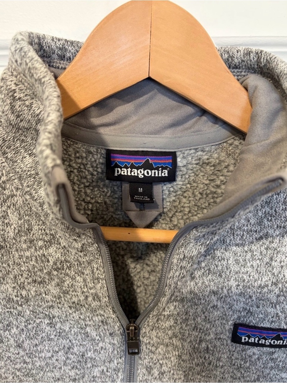 Patagonia Women’s Heather Light Gray Quarter-Zip Fleece Jacket